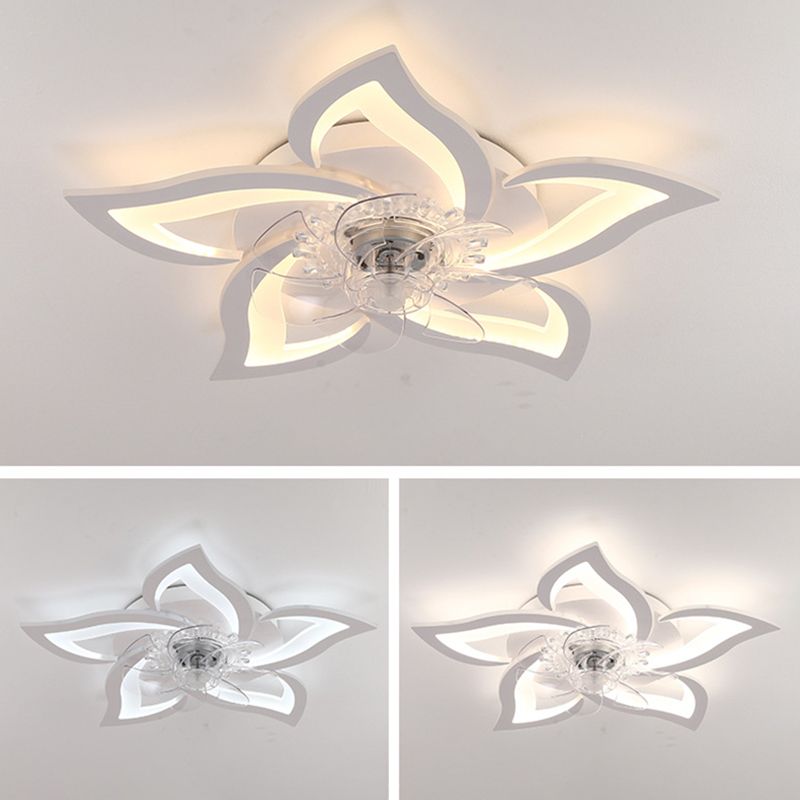 Hana Ventilateur de Plafond Lumineux en forme de Fleur, 2 Couleurs, D65CM