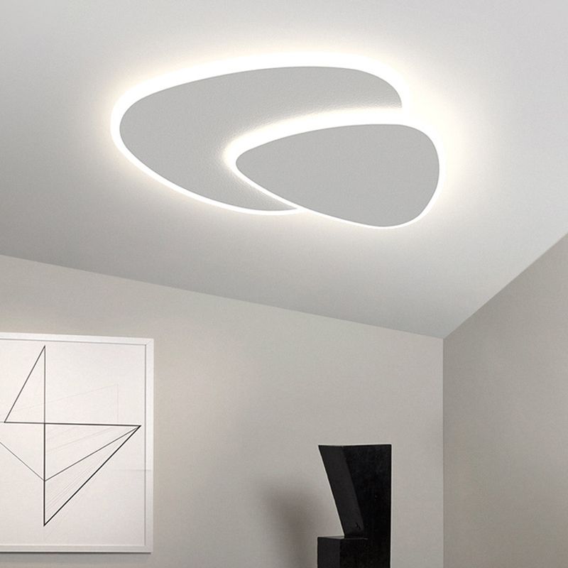 Plafonnier LED triangle en fer nordique simple pour chambre à coucher salle