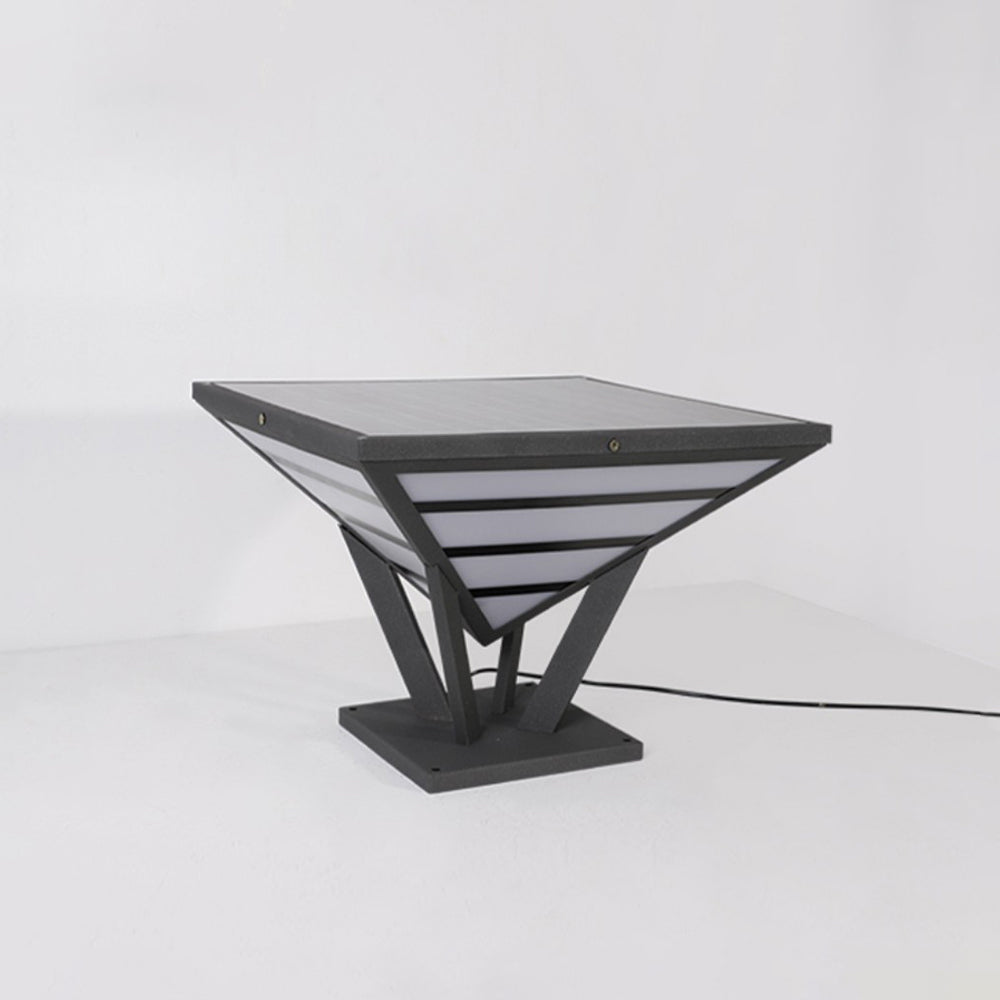 Riley Lampe de Poteau Triangle Moderne, Métal, Noir/Blanc,  Jardin